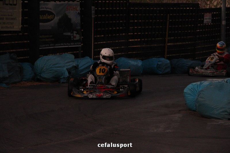 111120 sport2 433_tn.jpg